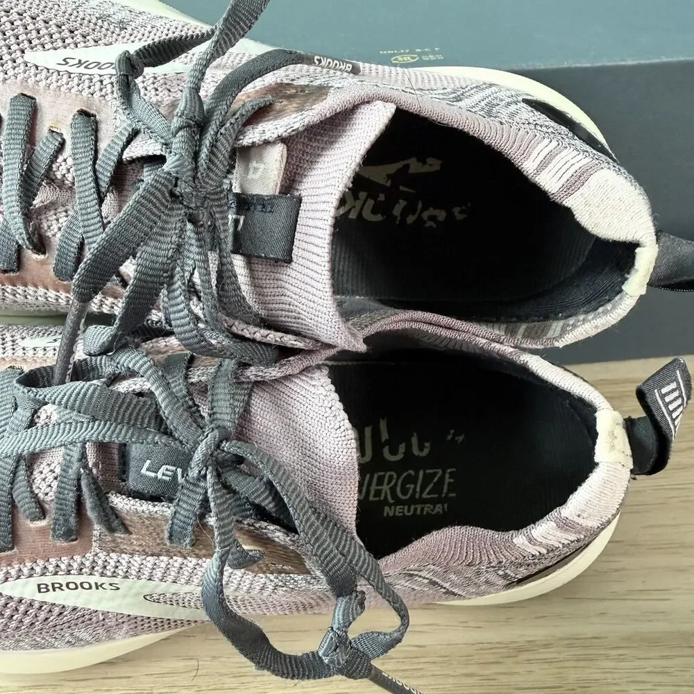 Brooks Levitate 4 Primrose Blackened Pearl Pink Running Shoes Women's Size 7.5